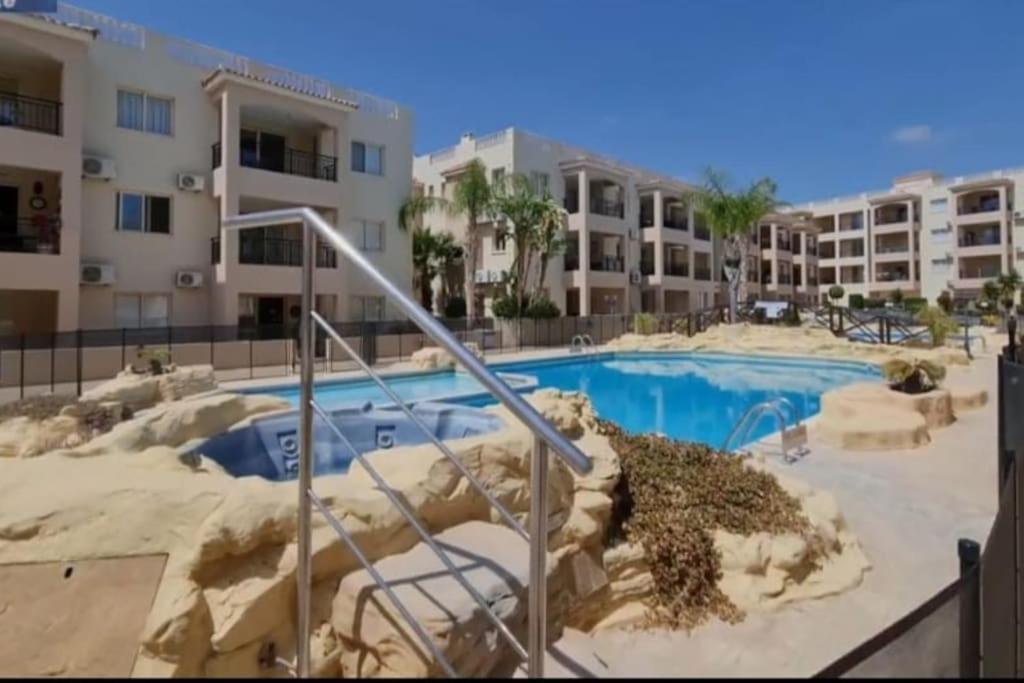 Johnny's Place Apartament Pafos